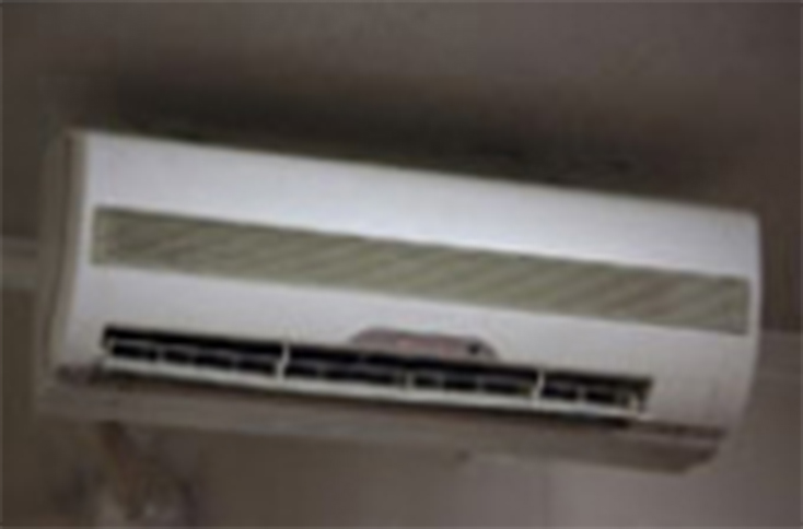 業務用壁掛け型 (85cm×40cm以上)